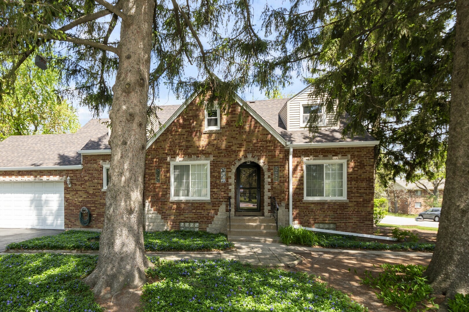 Property Photo: 5400 Midlothian Turnpike IL 60418