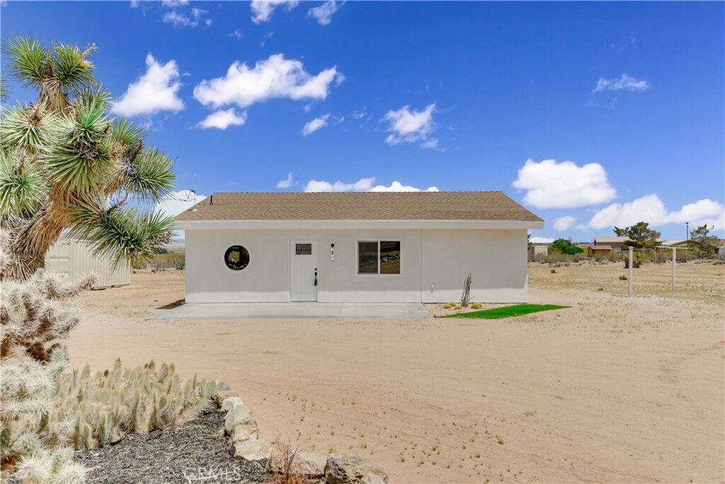 Property Photo: 1809 Delgada Avenue CA 92285