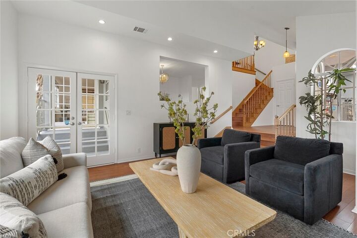 Property Photo: 2405 Marshallfield Lane B CA 90278