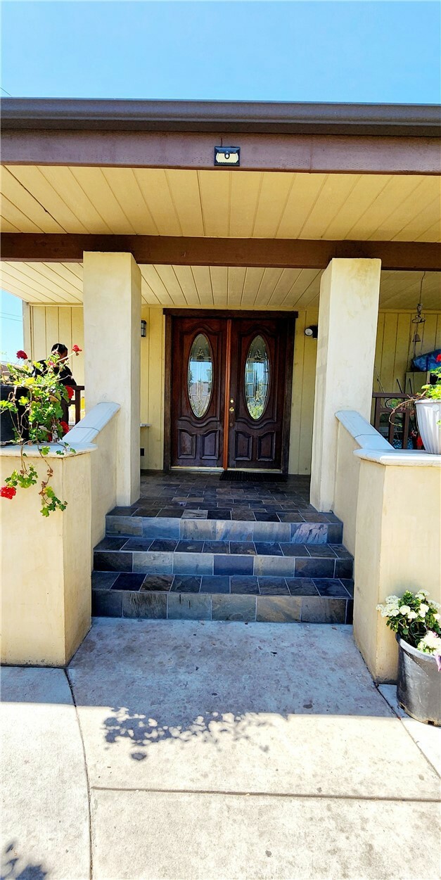 Property Photo: 3112 1st Street CA 92507