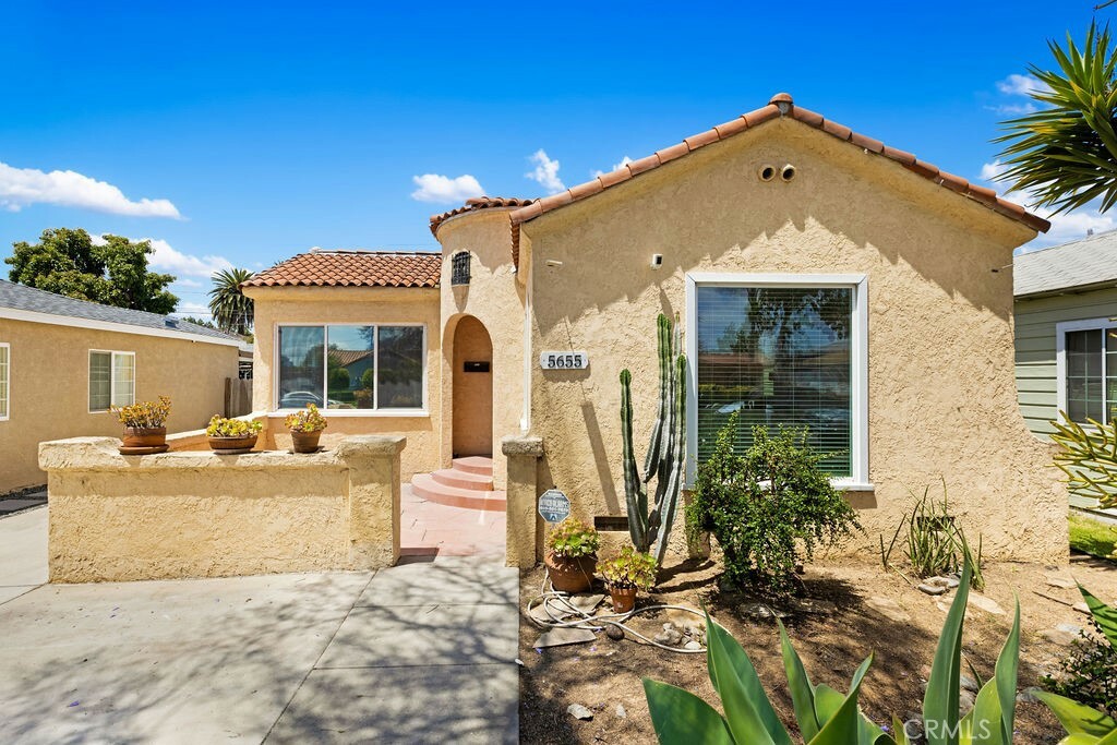 Property Photo: 5655 Lewis Avenue CA 90805