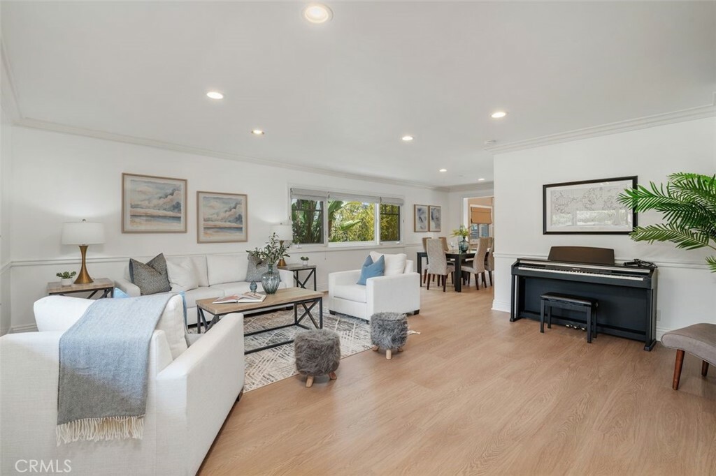 Property Photo: 22550 Flamingo Street CA 91364