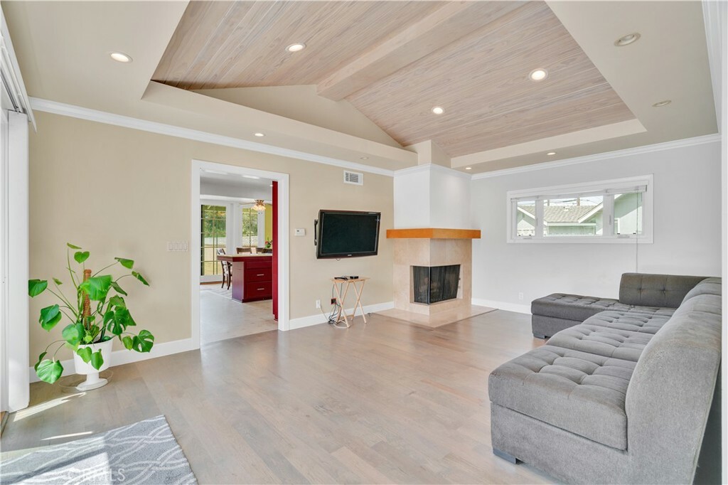 Property Photo: 1961 W 187th Place CA 90504
