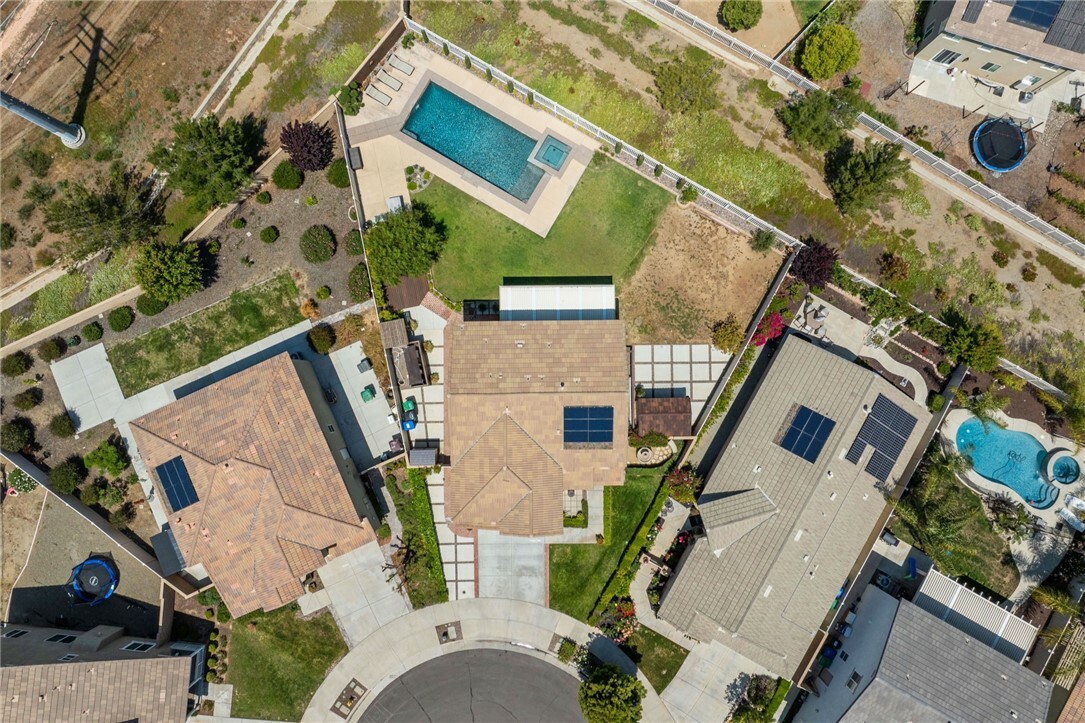 Property Photo: 31028 Waterton Court CA 92563