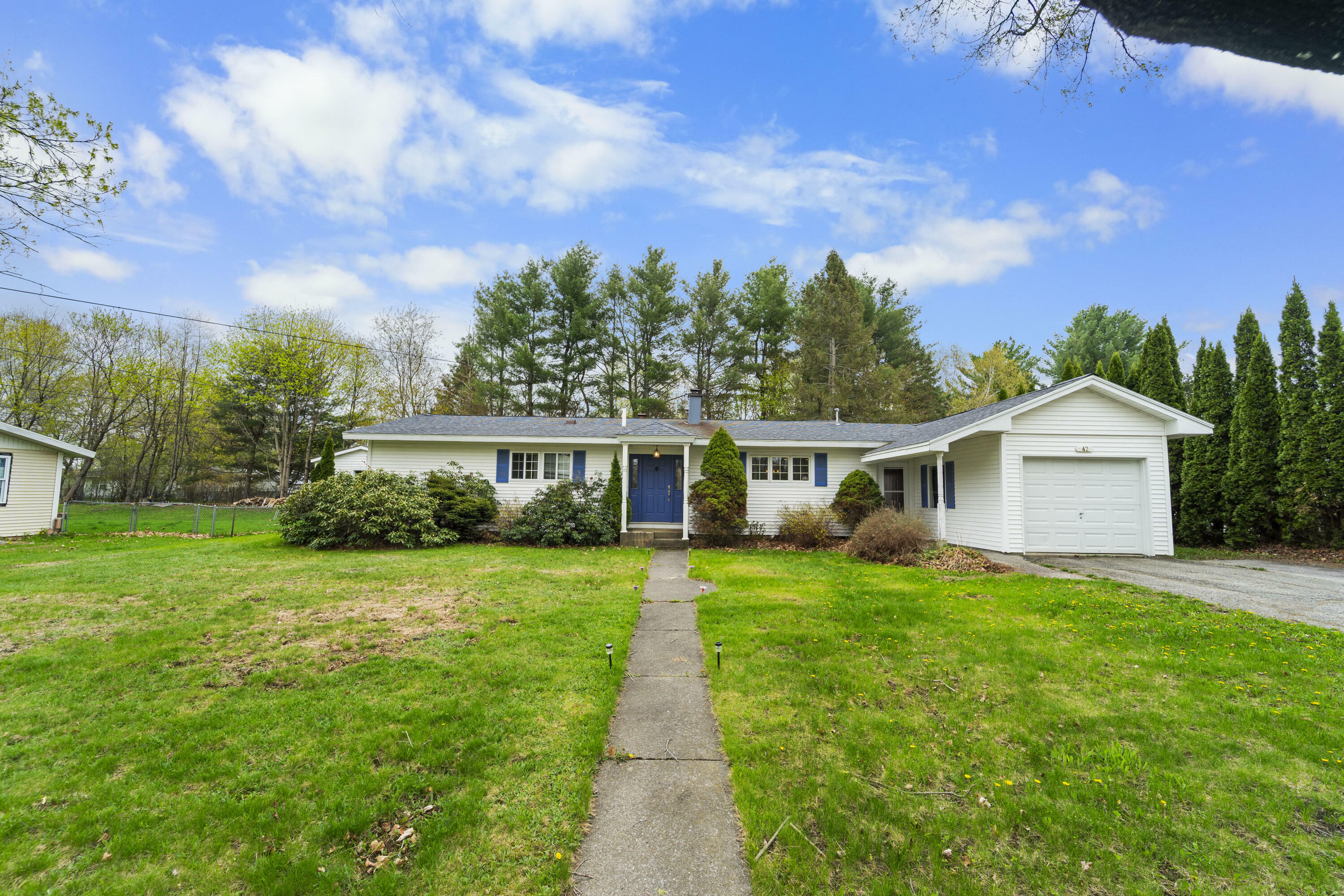 Property Photo: 42 Sugarloaf Lane ME 04401