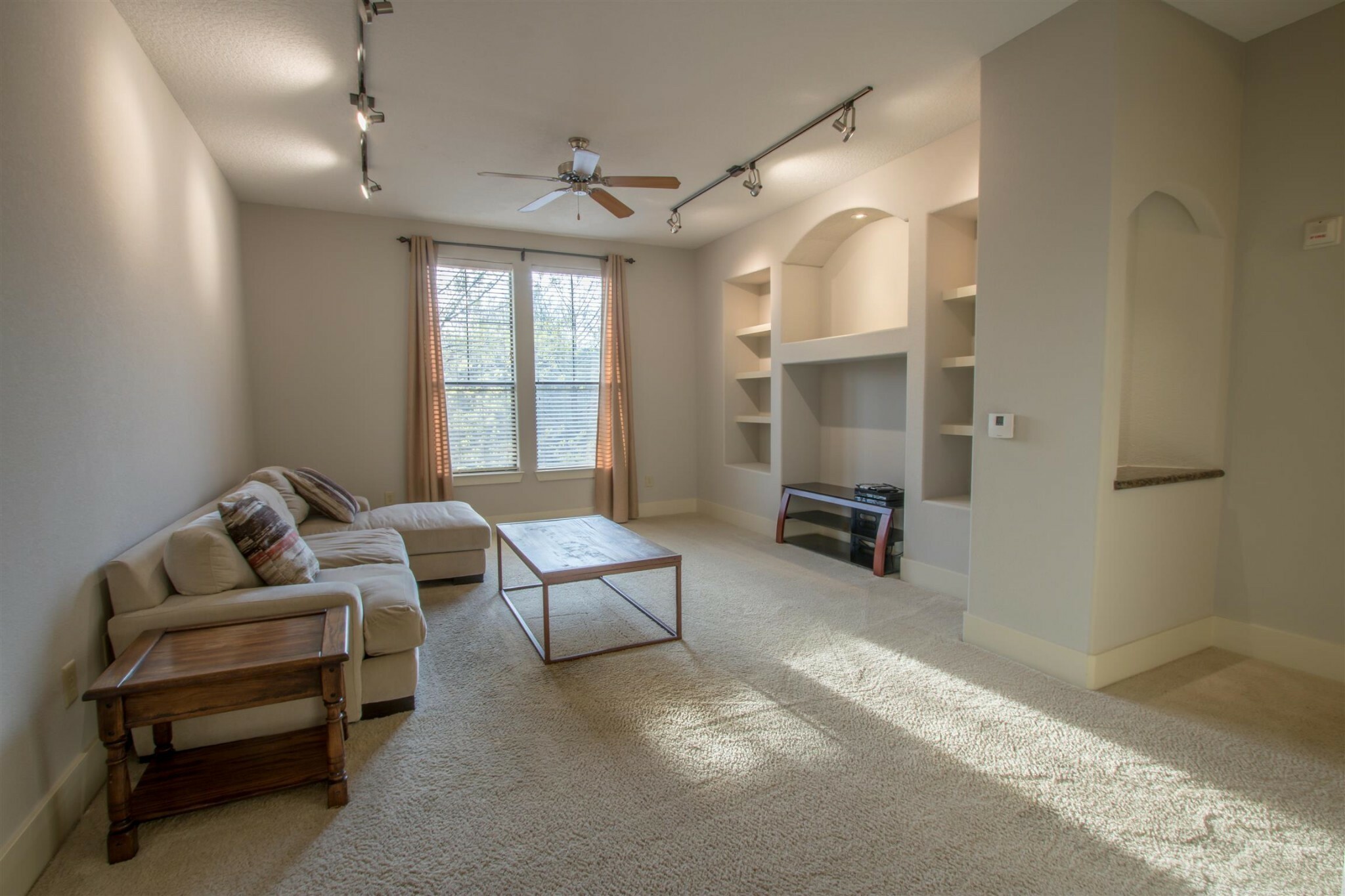 Property Photo: 2600 Hillsboro Pike Apt 312 TN 37212