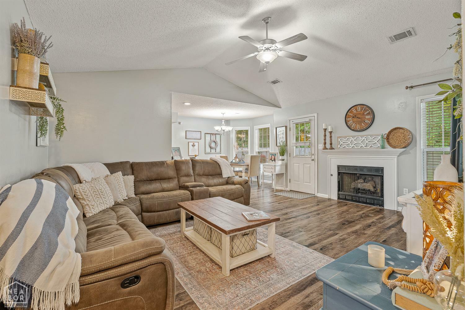 Property Photo: 2404 Chastain Drive AR 72405