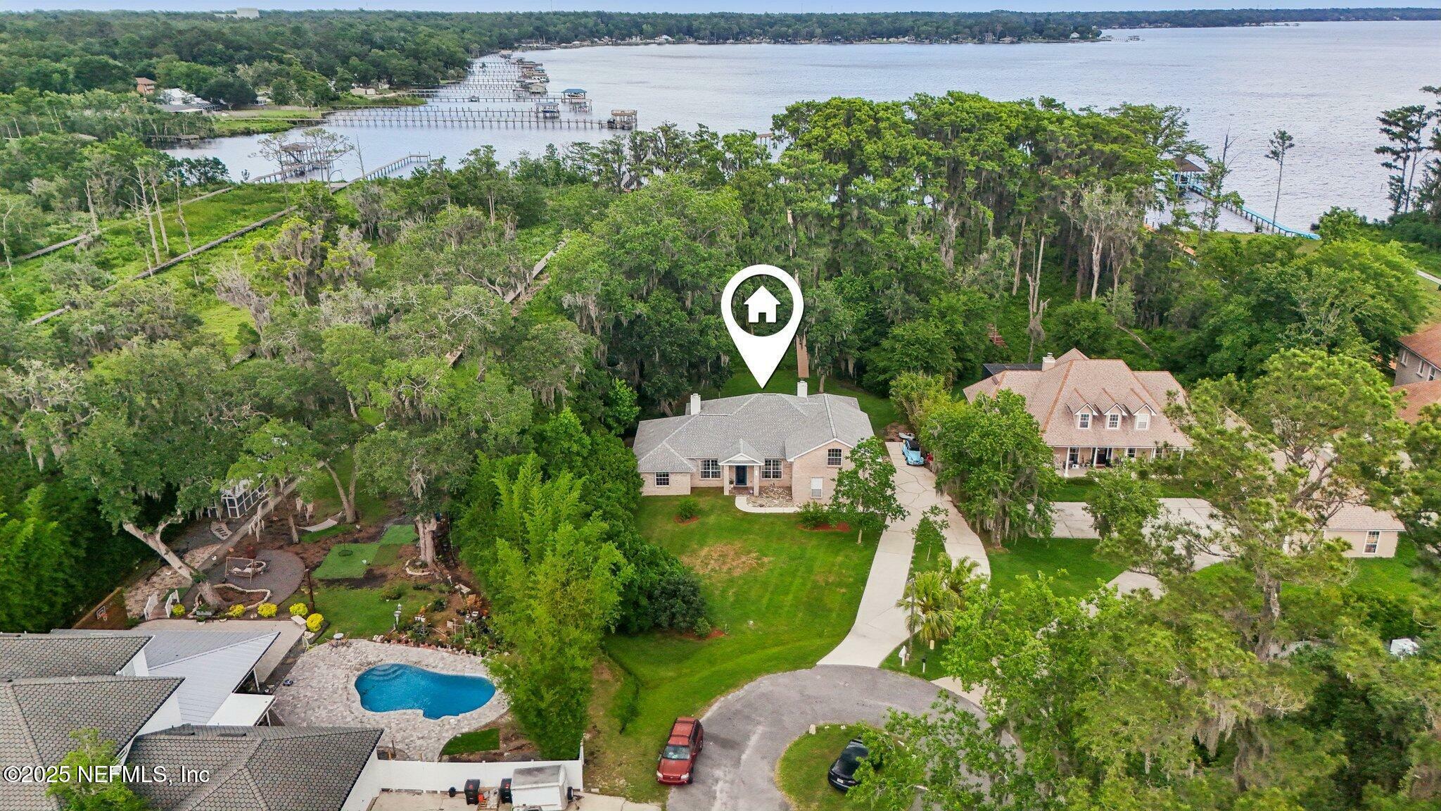 Property Photo: 1780 Southlake Drive FL 32068