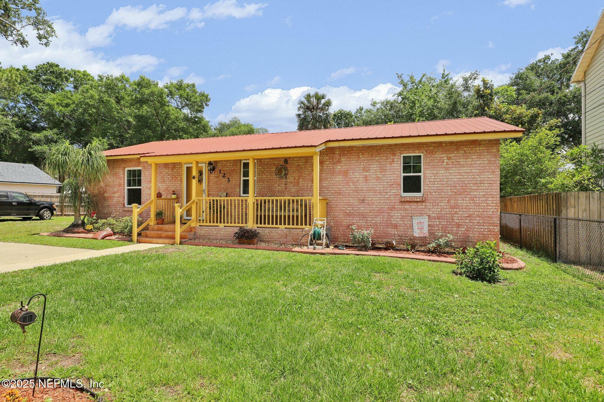 Property Photo: 123 Lincoln Street FL 32084