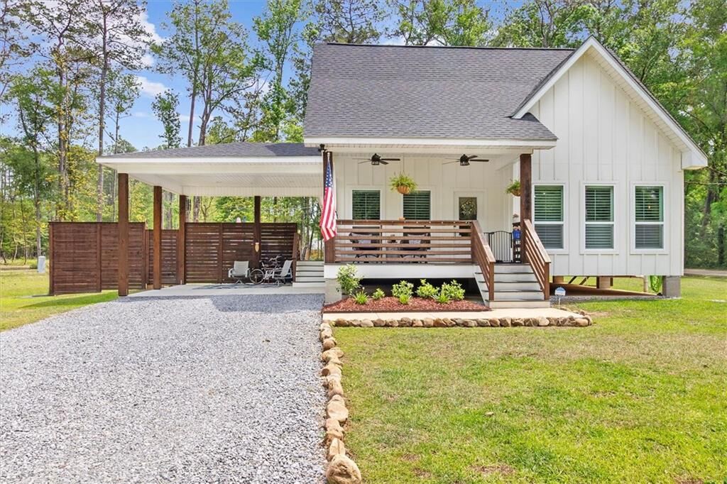 Property Photo: 19444 N 3rd Street LA 70433