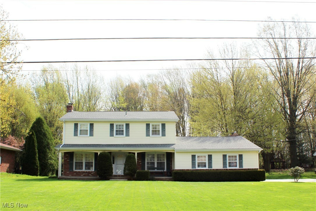 Property Photo: 6995 Ron Park Place OH 44512