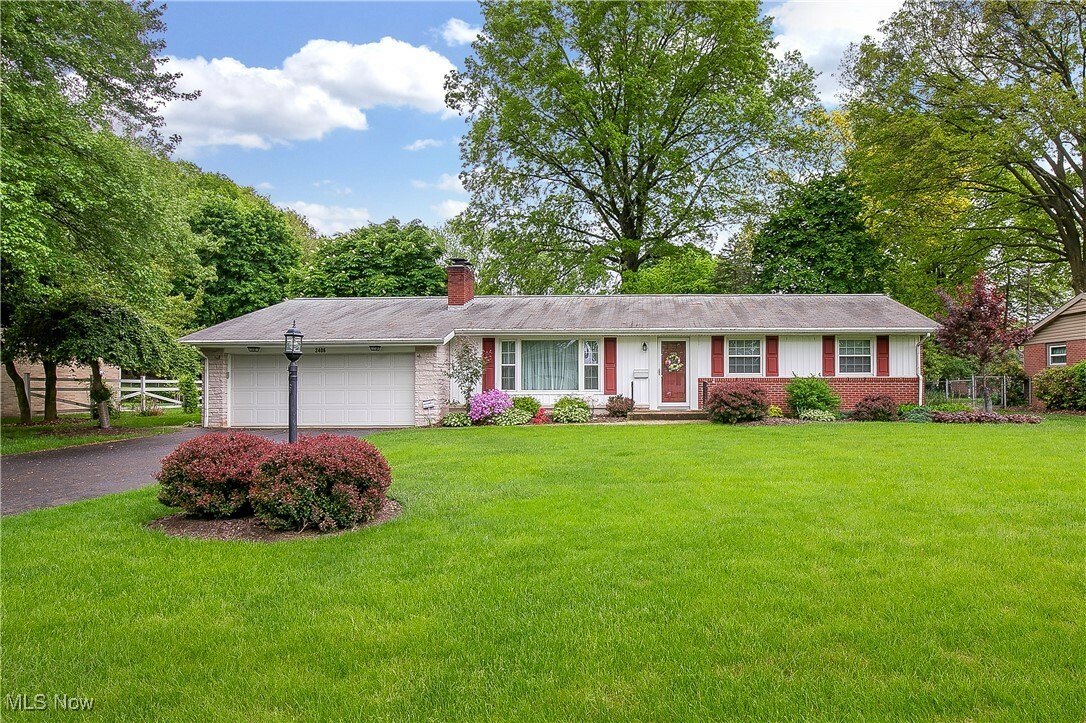 Property Photo: 2406 Bevington Street NW OH 44709