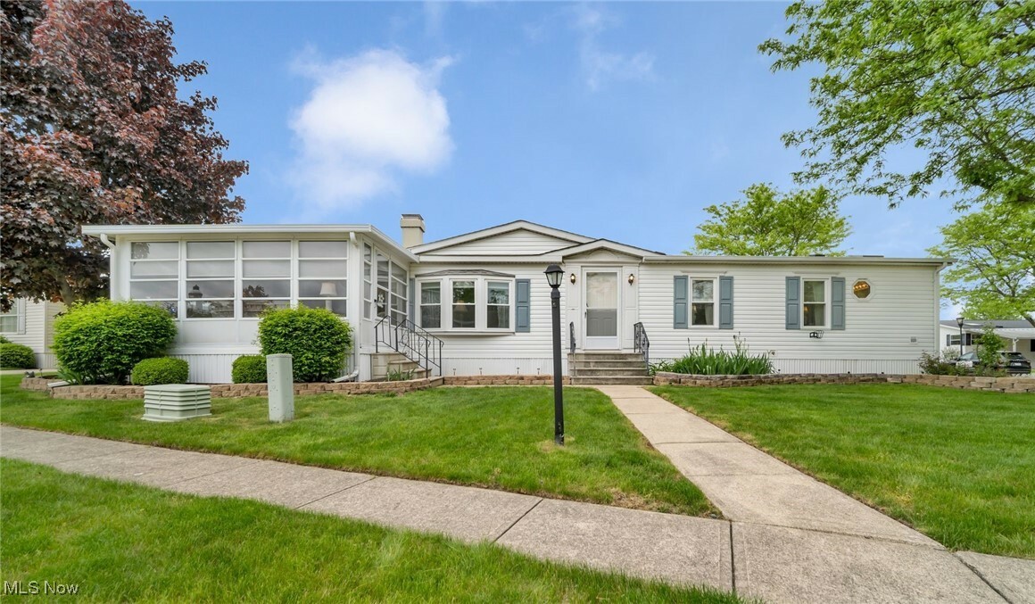 Property Photo: 44 Periwinkle Drive OH 44138