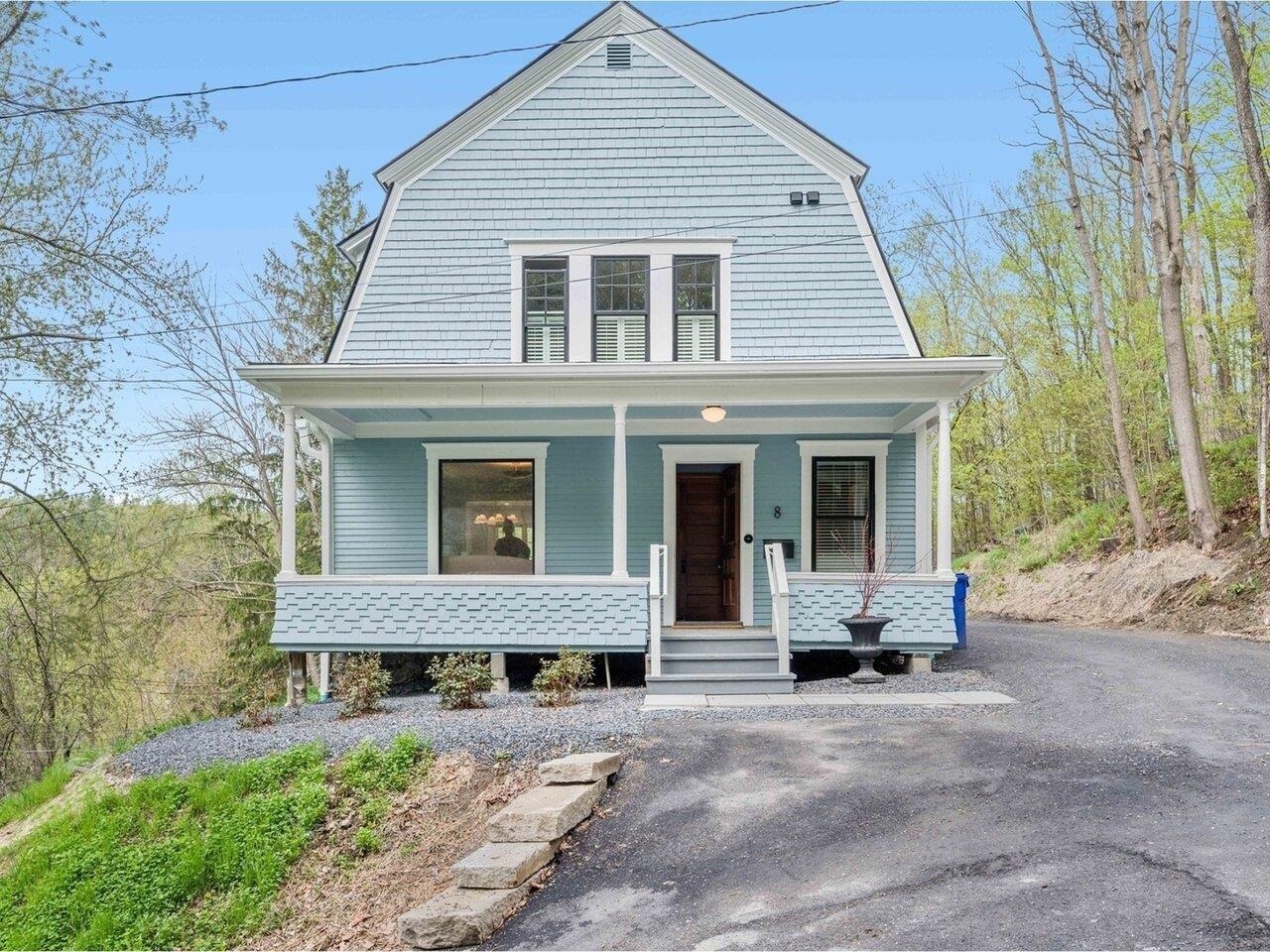 Property Photo: 8 Richardson Street VT 05602