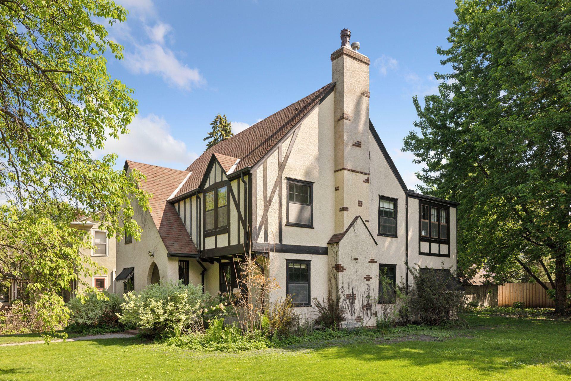 Property Photo: 146 Amherst Street MN 55105