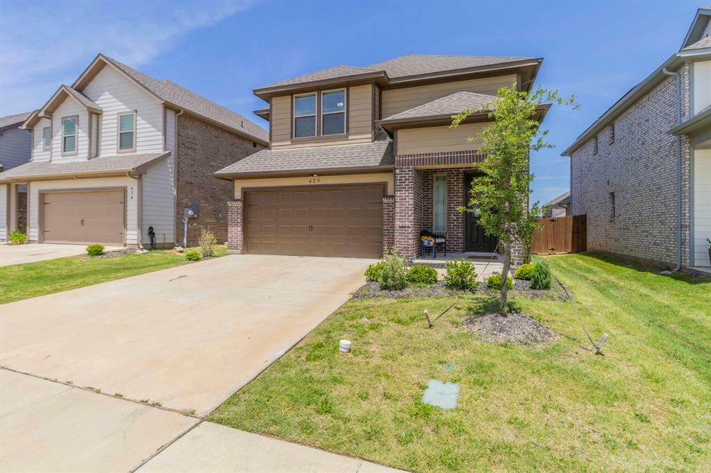 Property Photo: 626 Ruthye Lane TX 76258