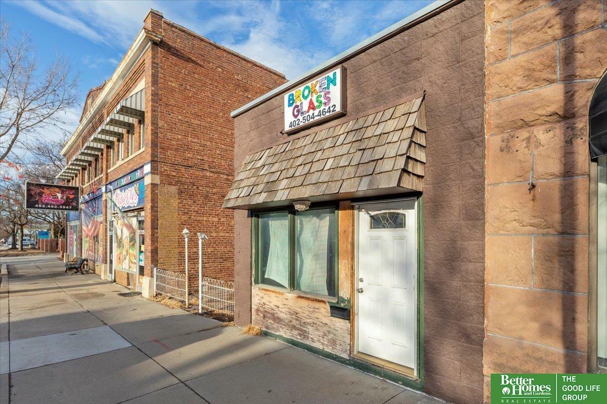 Property Photo: 8603 N 30 Street NE 68112