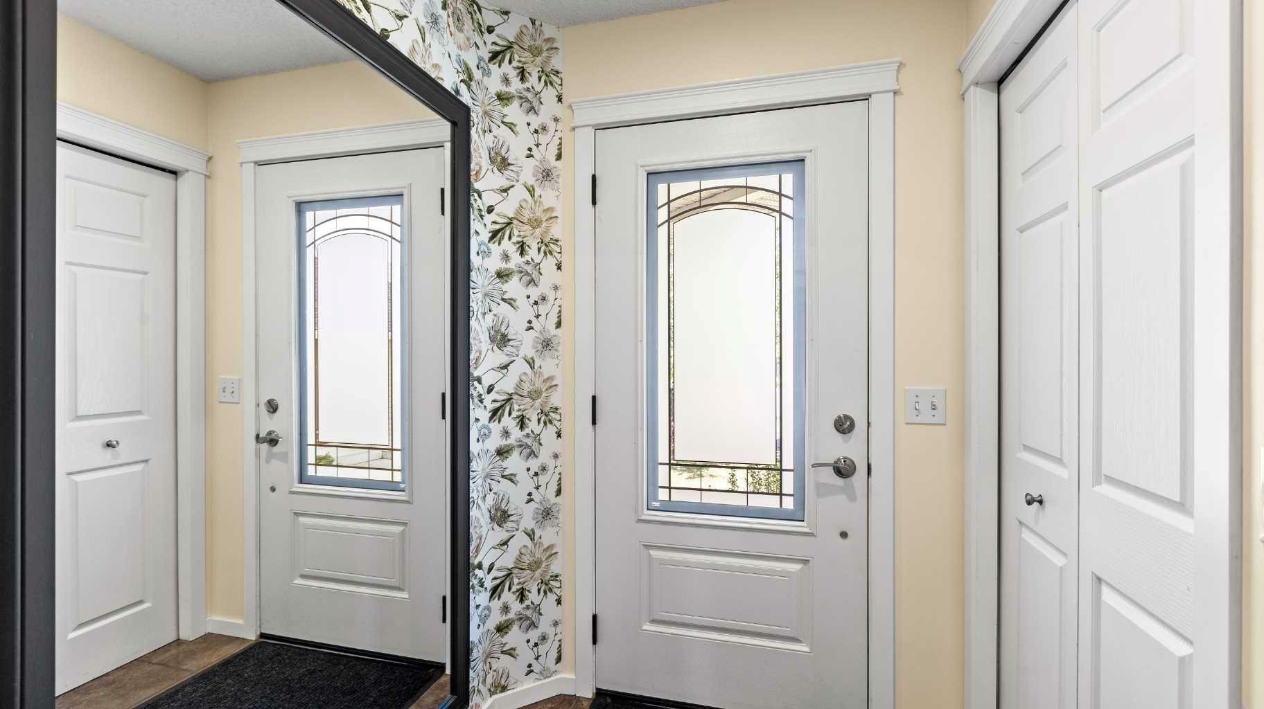 Property Photo: 73 Coverton Close NE AB T3K 4P3