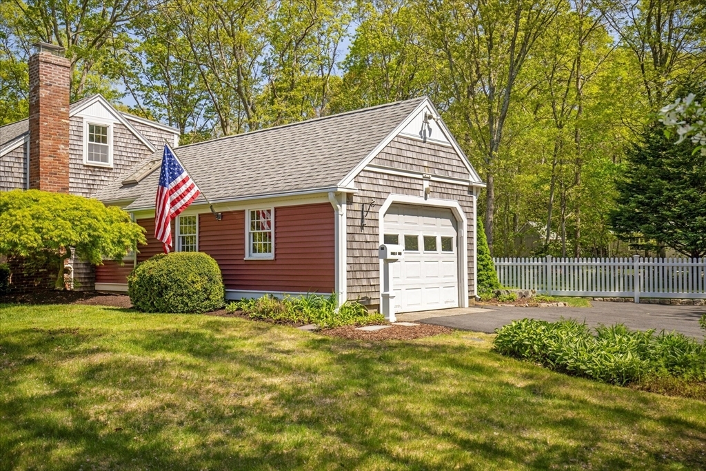 Property Photo:  34 Kiahs Way  MA 02537 