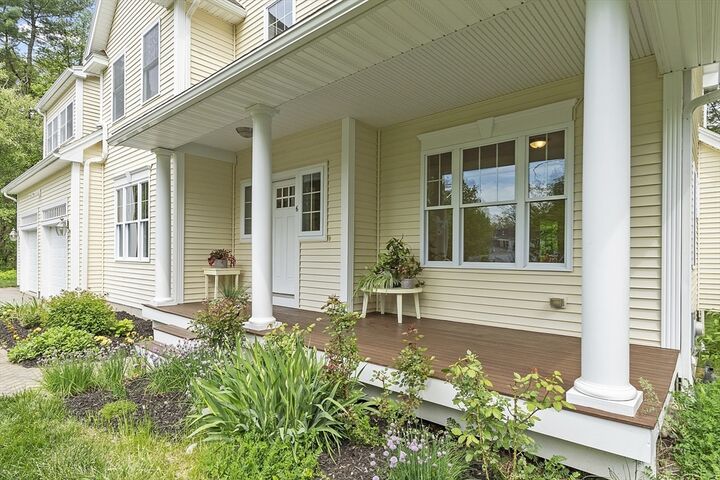 Property Photo: 6 Beacon Ct MA 01720