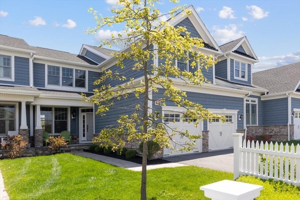 Property Photo: 21 Brand Blvd 21 MA 02066