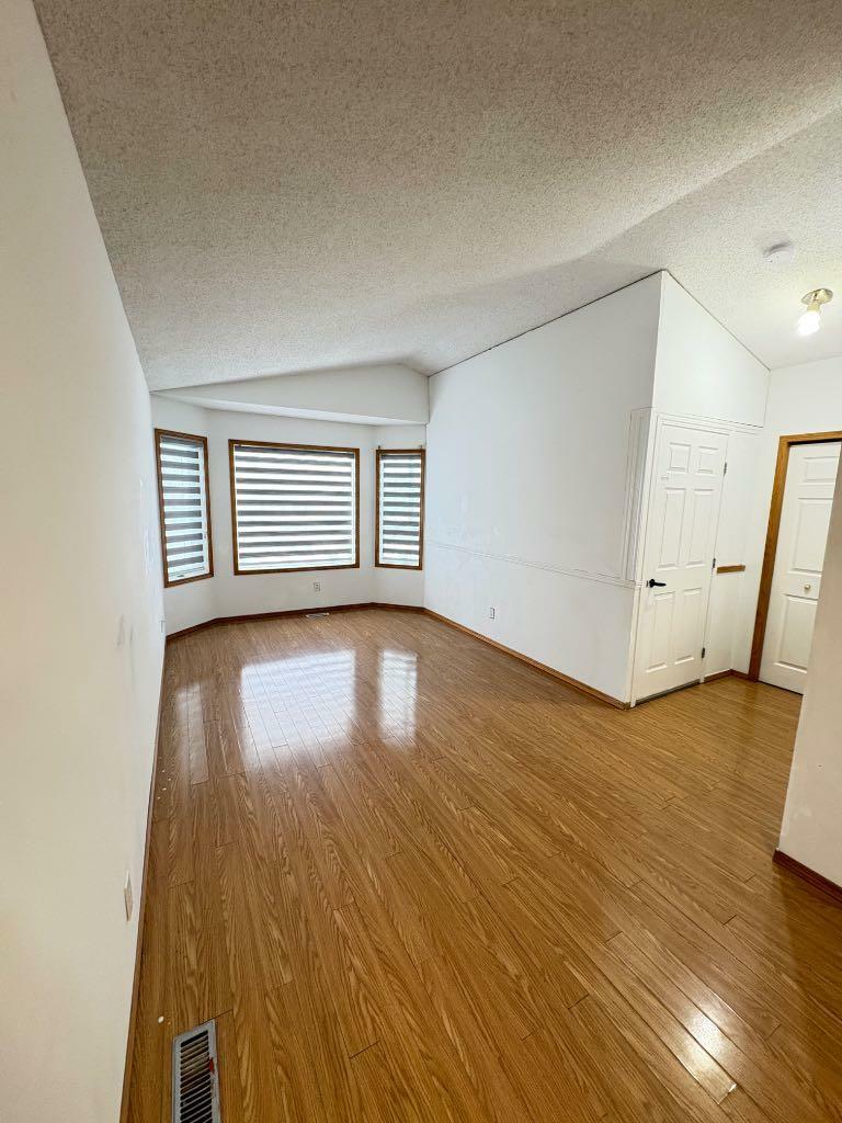 Property Photo: 98 Tarawood Road NE AB T3J 5B2