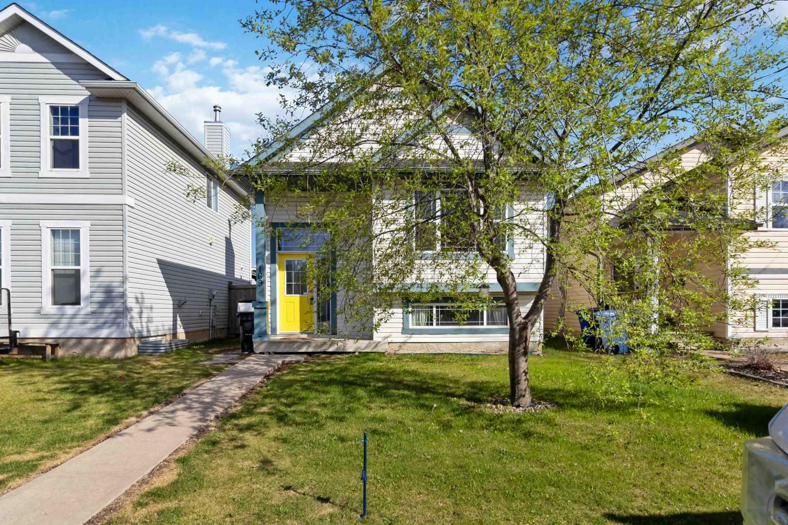 Property Photo: 169 St. Laurent Way AB T9K 2K2