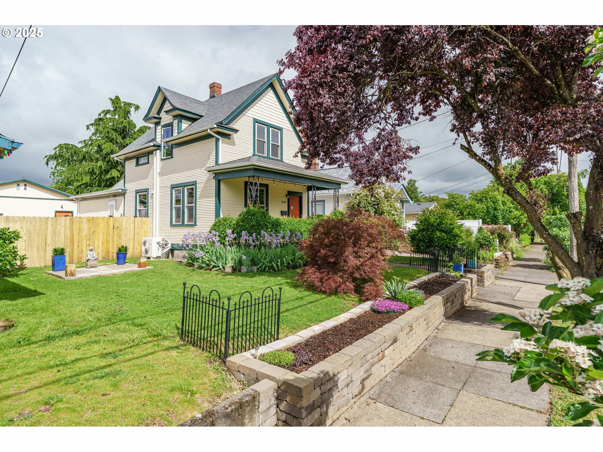 3829 SE 63rd Ave  Portland OR 97206 photo