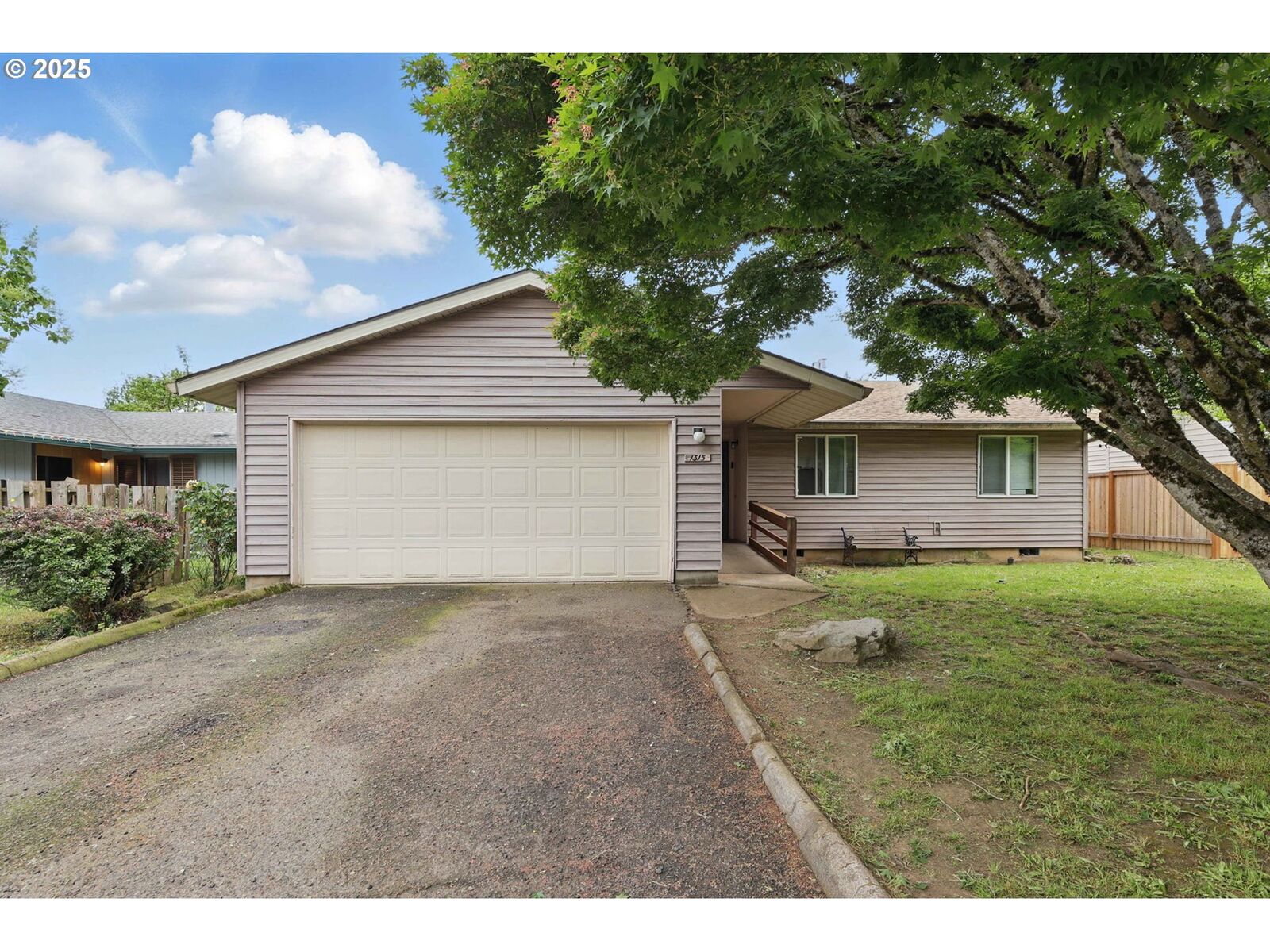 Property Photo: 1315 SE 135th Ave OR 97233