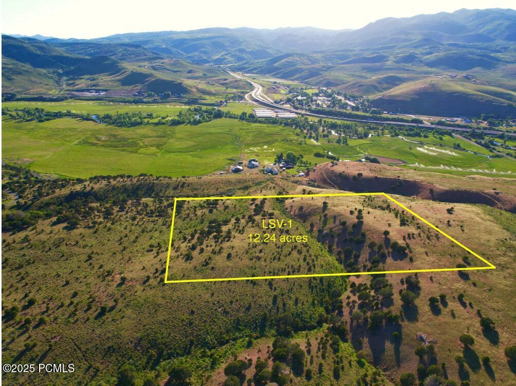 Property Photo: 167 Lewis View Way UT 84017