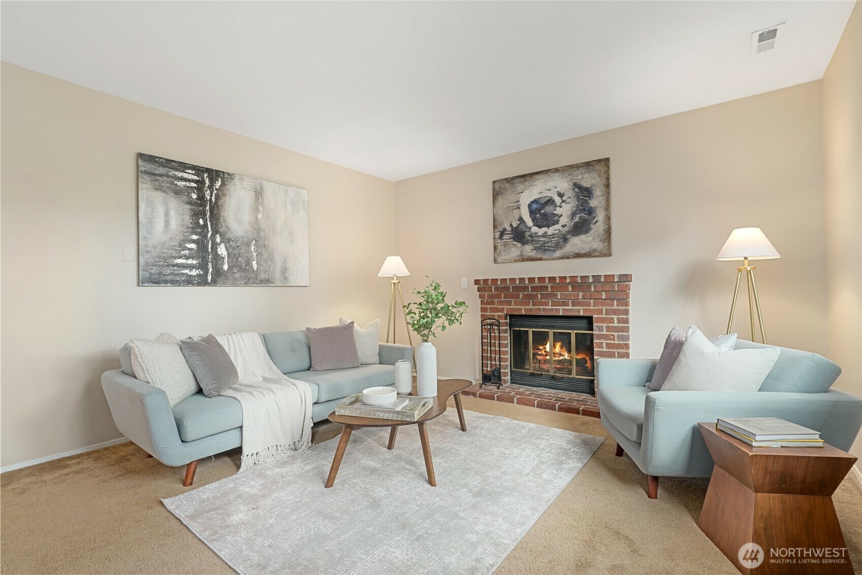 Property Photo: 707 Harvest Road WA 98012