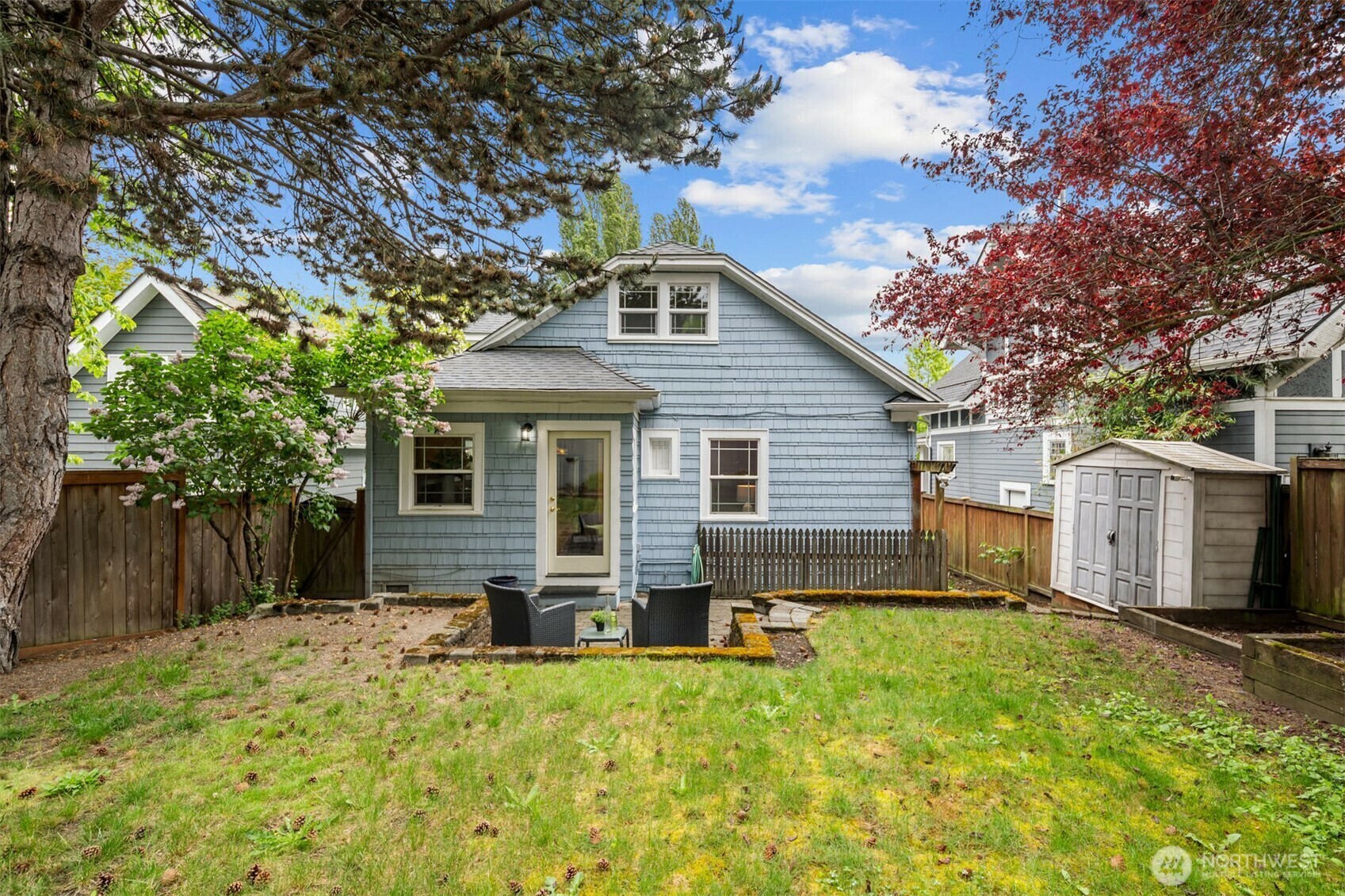 511  23rd Avenue E  Seattle WA 98112 photo
