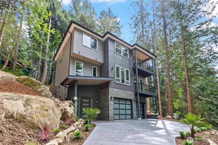 Property Photo:  24  Granite Circle  WA 98229 