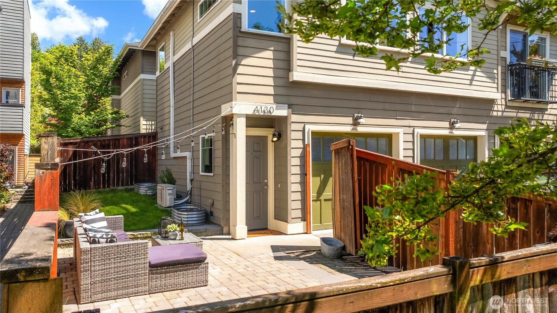 Property Photo: 4130 25th Avenue SW WA 98106