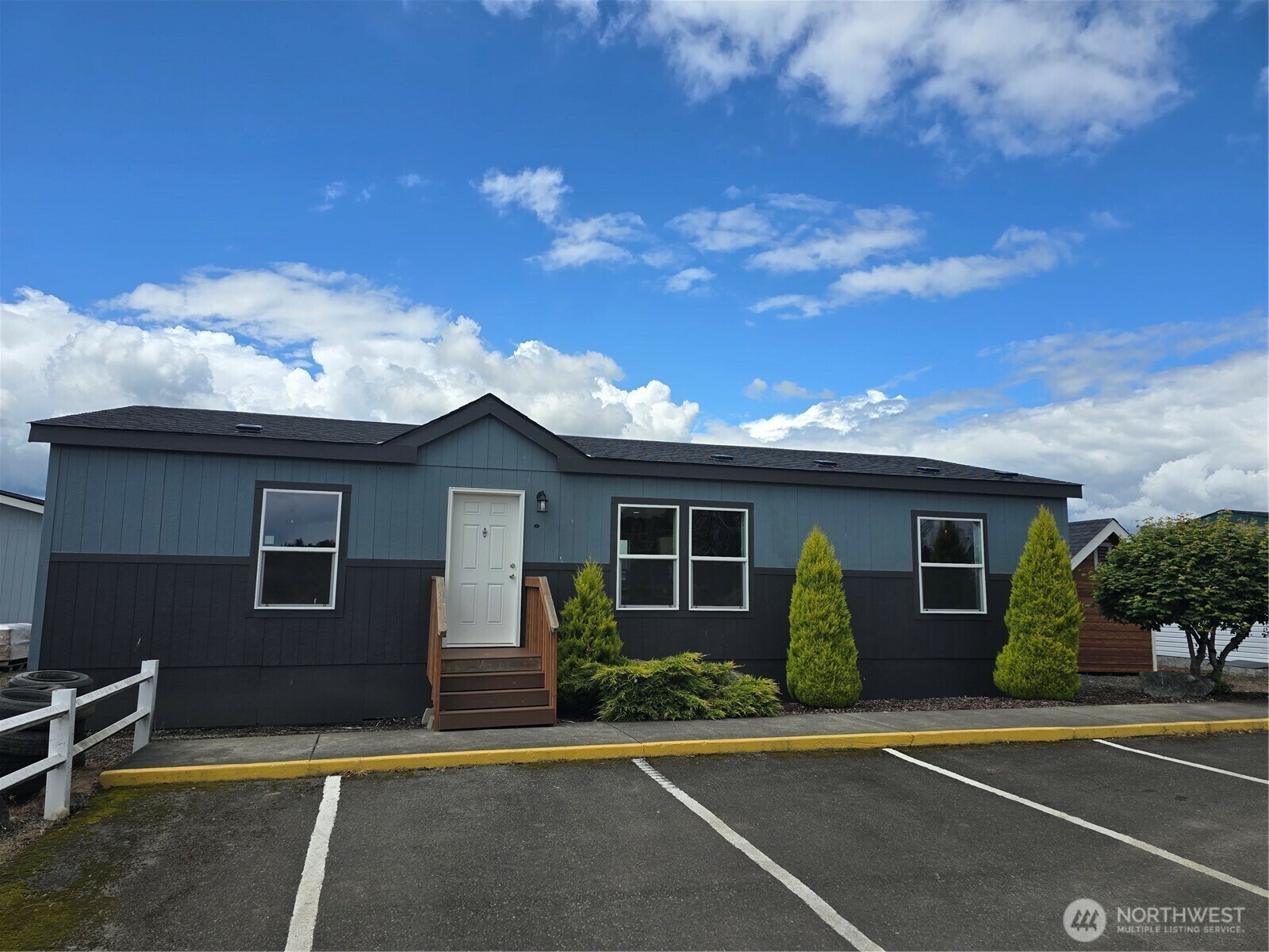 Property Photo:  2748  Bona Vista Drive SW  WA 98512 