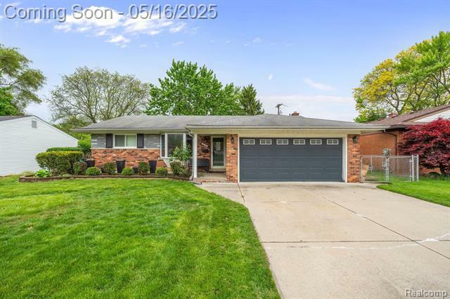 Property Photo: 29253 Lyndon Street MI 48154