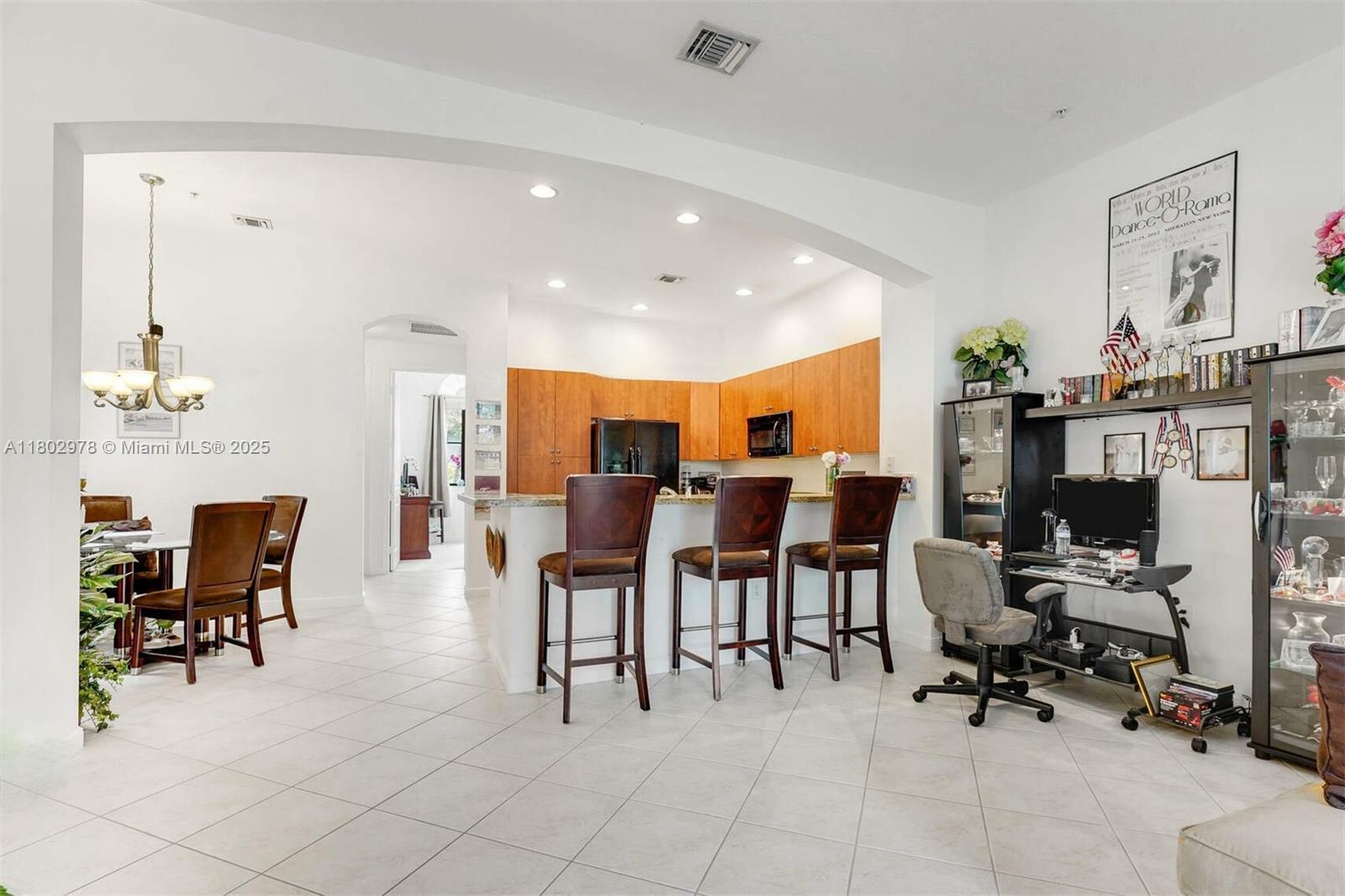 Property Photo: 2901 NW 126th Ave 2-415 FL 33323