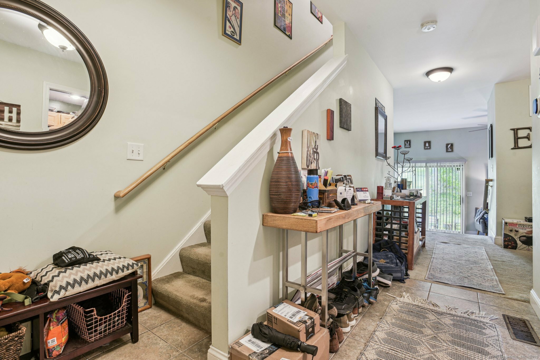Property Photo: 18 Cherokee Court 18 CT 06416