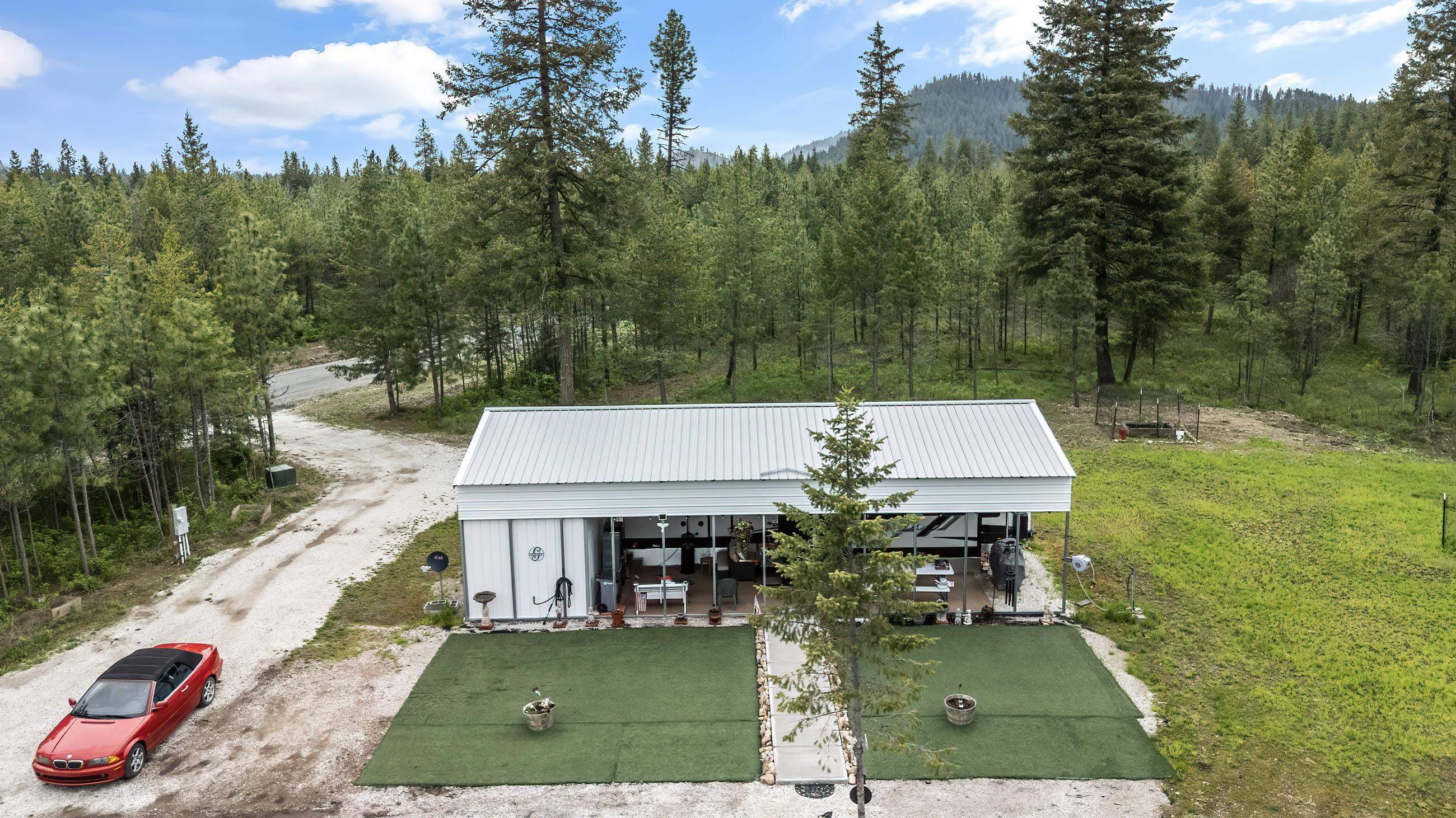 Property Photo: 3946 Powers Rd WA 99148