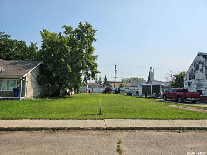 241 4th Avenue W  Unity SK S0K 4L0 photo