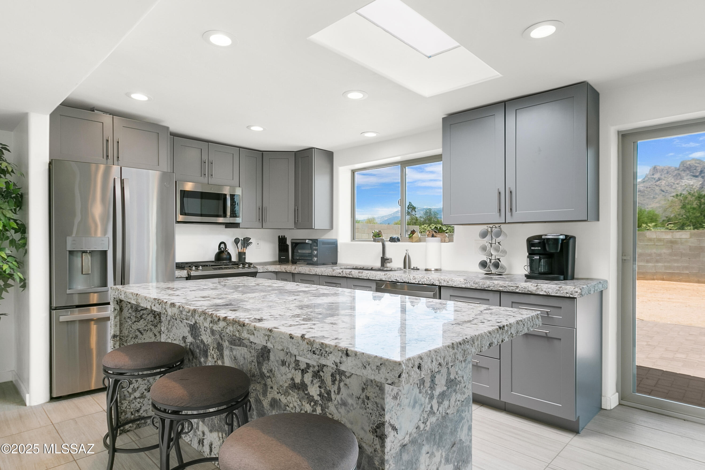 Property Photo:  9302 N Rancho Verde Drive  AZ 85704 