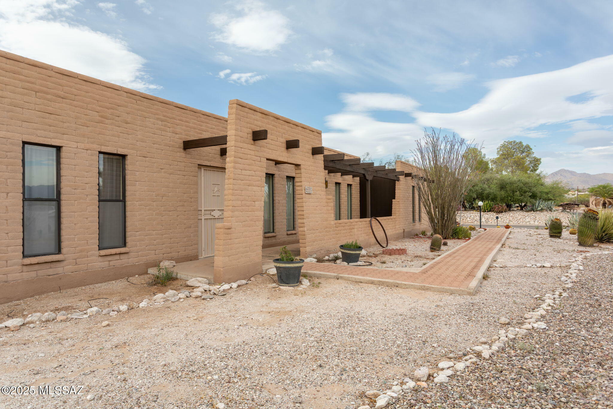 Property Photo: 6555 E Calle De Amigos AZ 85750
