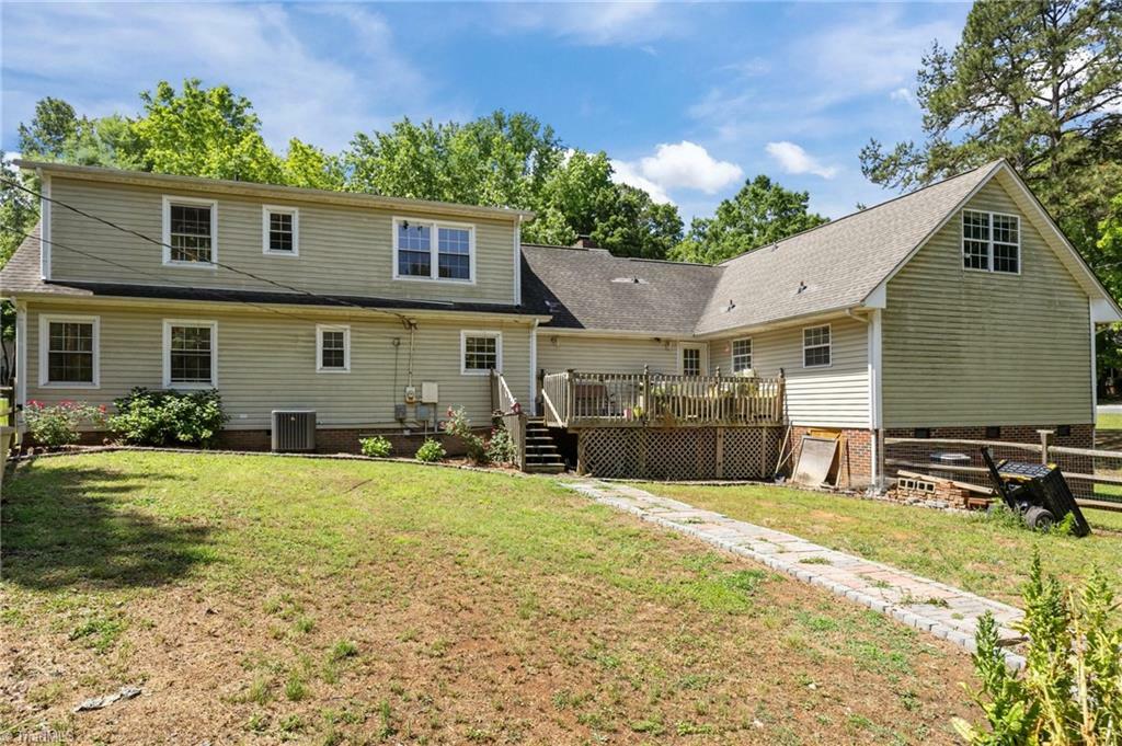 Property Photo: 1818 Winfield Drive NC 28110