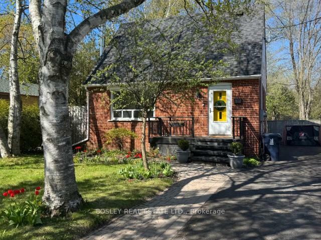 Property Photo: 12 Homestead Road ON M1E 3R9