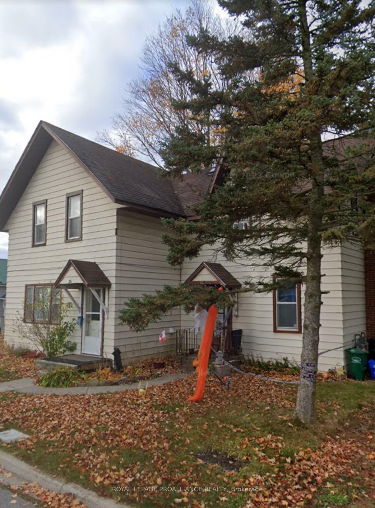 24 Flindall Street A &Amp B  Quinte West ON K8V 3E3 photo