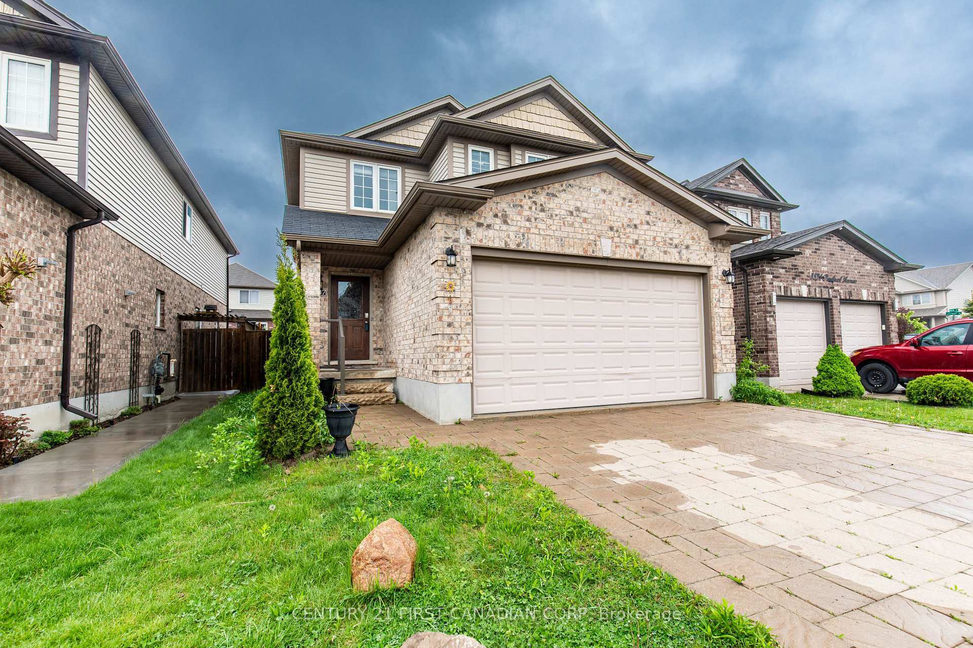 Property Photo: 3337 Paulpeel Avenue ON N6L 0A4