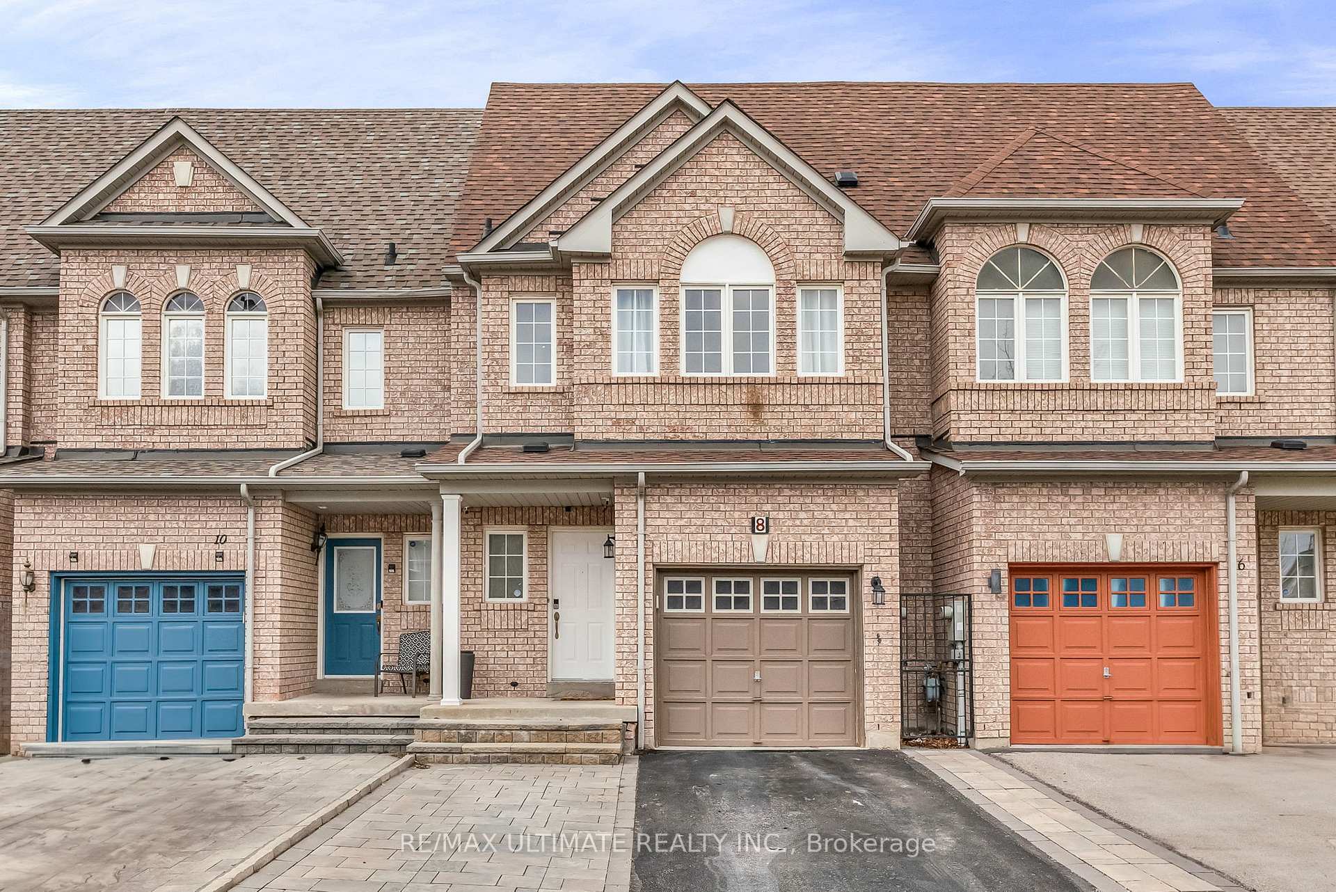 8 Dooley Crescent  Ajax ON L1T 4J4 photo