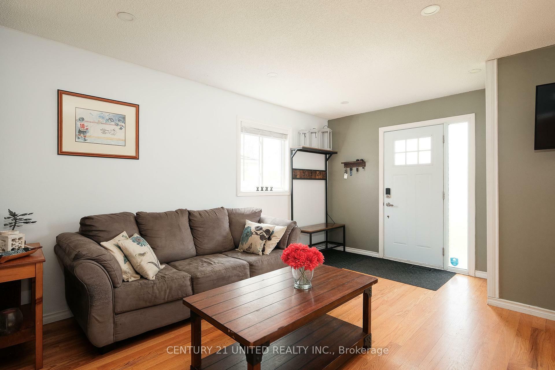 Property Photo: 1190 Neptune Street ON K9H 7M6