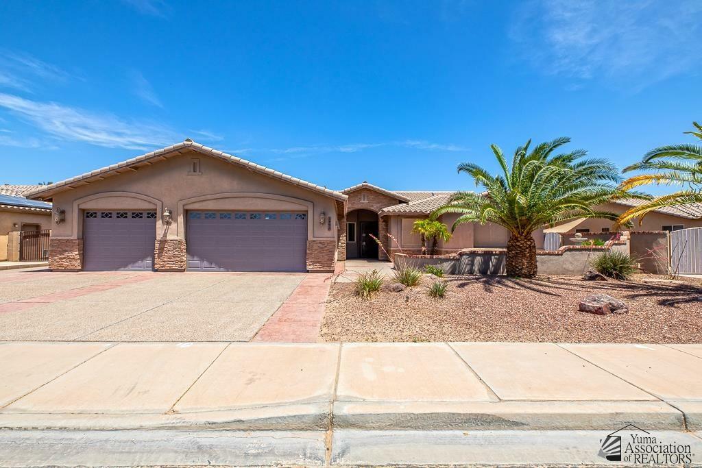 Property Photo: 5492 E View Parkway AZ 85365