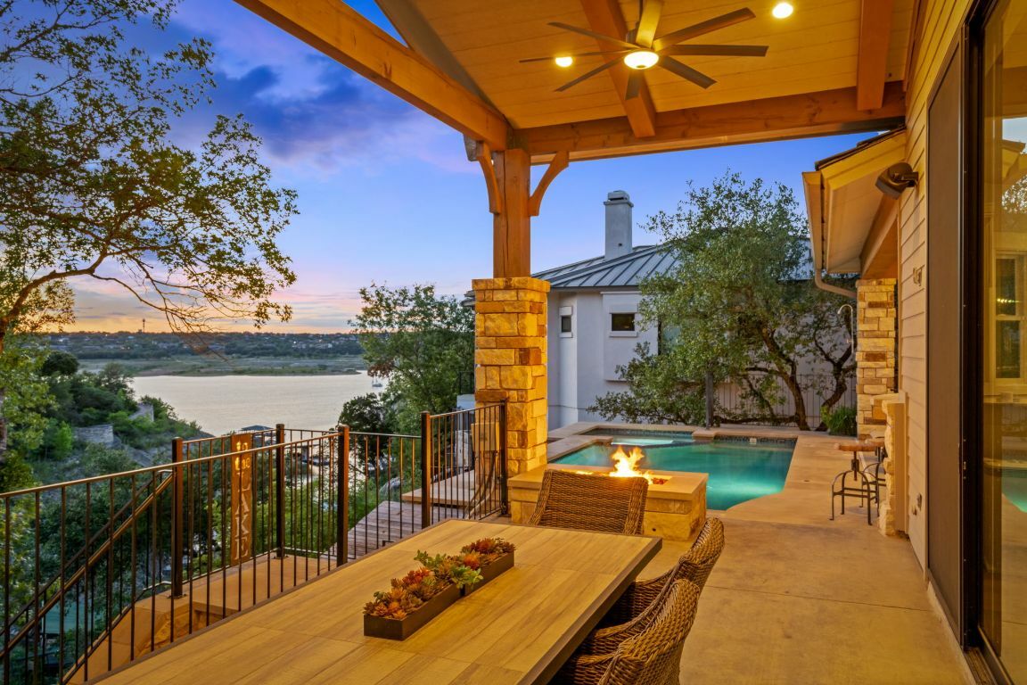 Property Photo: 1107 Challenger TX 78734